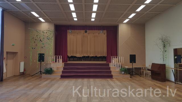 Nītaures kultūras nama zāle
